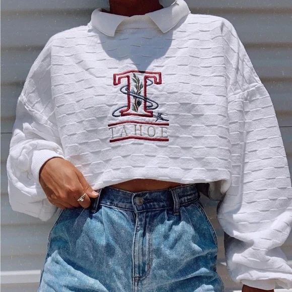 SOLD Vintage Tahoe Collared Crewneck - Picture 5 of 5